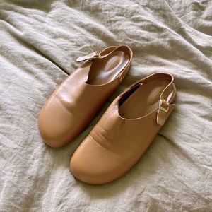 BEATRICE VALENZUELA CAJETA CLOG - Size 10